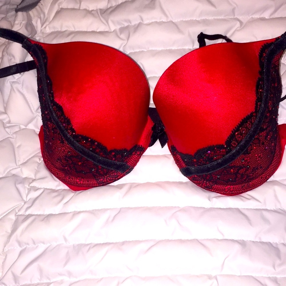 Victoria’s Secret, very sexy push up, bra size 32D - Picture 5 of 7
